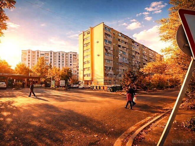 Продаётся 3-комн. вторичка 85 м², м. Кара Караев, photo 3 from 32
