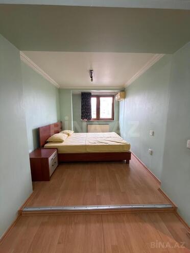 Satılır 4 otaqlı köhnə tikili 111 m², Sahil m., photo 23 from 28