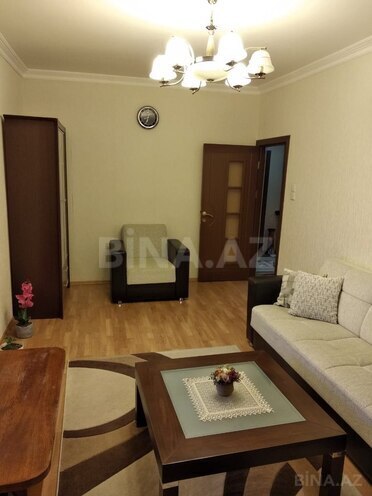 Продаётся 3-комн. вторичка 85 м², м. Ази Асланов, photo 3 from 10