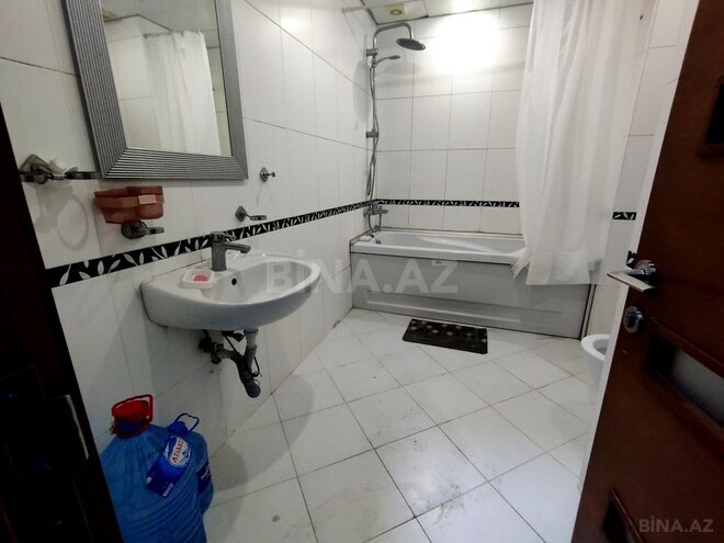 Сдаётся 3-комн. новостройка 123 м², м. Ази Асланов, photo 12 from 17