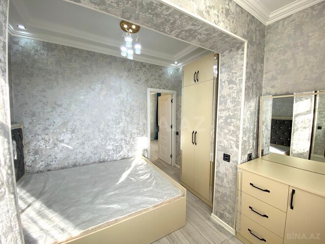 Продаётся 2-комн. вторичка 45 м², м. Ази Асланов, photo 4 from 13