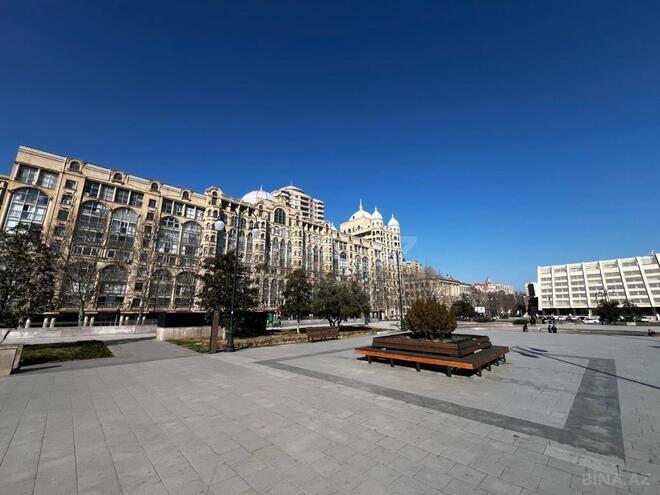 Satılır 3 otaqlı köhnə tikili 104 m², 28 May m., photo 12 from 15