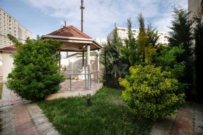 Satılır 8 otaqlı həyət evi/bağ evi 400 m², Badamdar q., photo 4 from 32