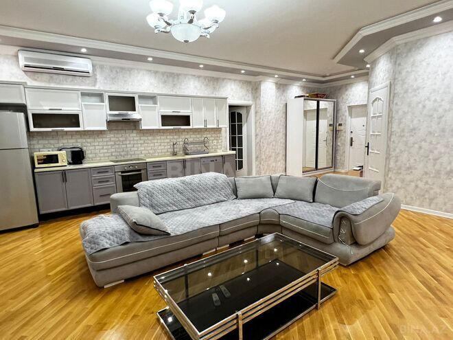 Сдаётся 3-комн. новостройка 120 м², м. Сахил, photo 5 from 14