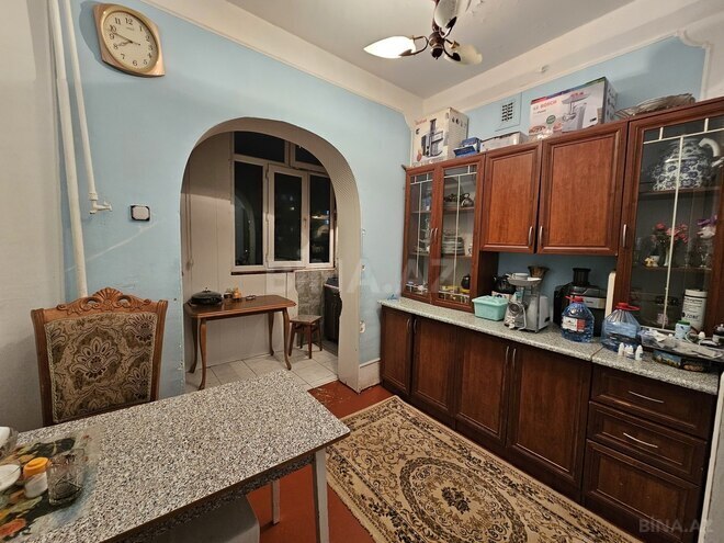Satılır 2 otaqlı köhnə tikili 55 m², Yeni Günəşli q., photo 11 from 17
