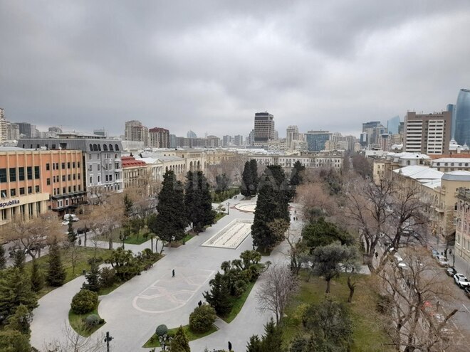 İcarəyə verilir 4 otaqlı yeni tikili 220 m², Sahil m., photo 28 from 29