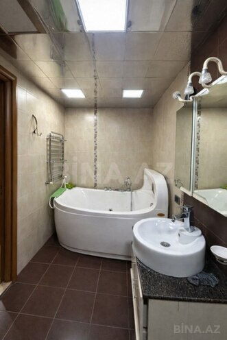 İcarəyə verilir 3 otaqlı yeni tikili 140 m², 28 May m., photo 20 from 24