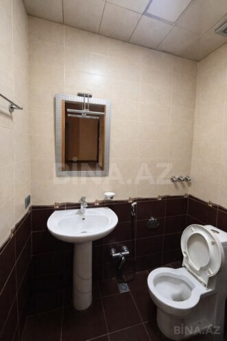 İcarəyə verilir 3 otaqlı yeni tikili 140 m², 28 May m., photo 21 from 24