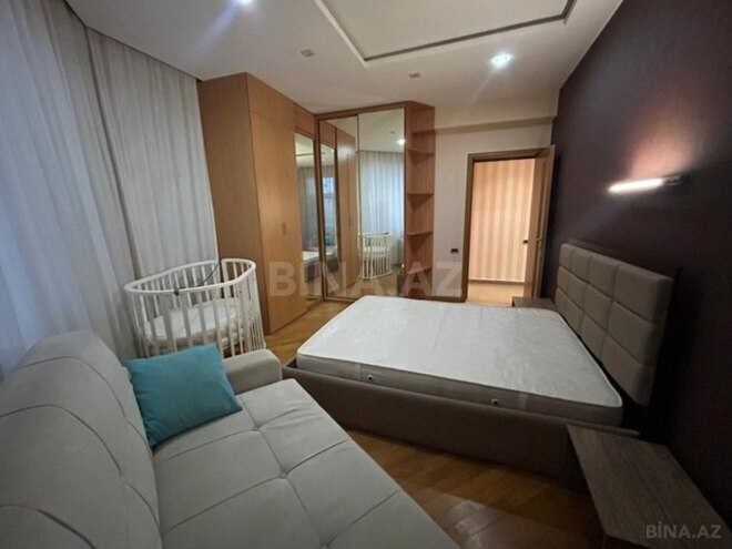 İcarəyə verilir 3 otaqlı yeni tikili 140 m², 28 May m., photo 10 from 24