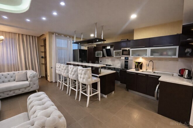 İcarəyə verilir 3 otaqlı yeni tikili 140 m², 28 May m., photo 8 from 24