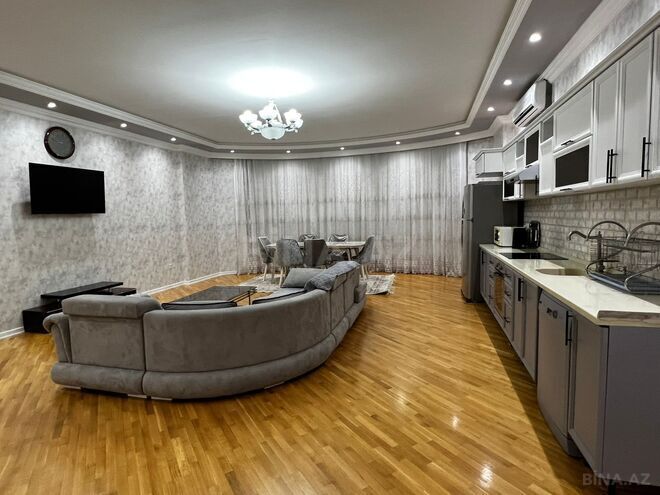 İcarəyə verilir 3 otaqlı yeni tikili 123 m², Sahil m., photo 4 from 14