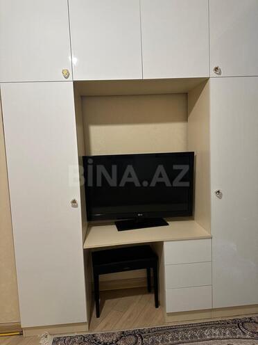 Сдаётся 3-комн. новостройка 100 м², м. Кара Караев, photo 13 from 17
