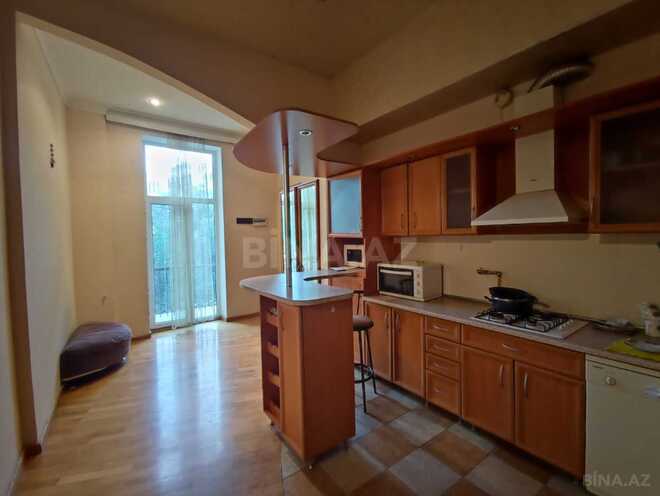 İcarəyə verilir 3 otaqlı köhnə tikili 121 m², İçəri Şəhər m., photo 9 from 13