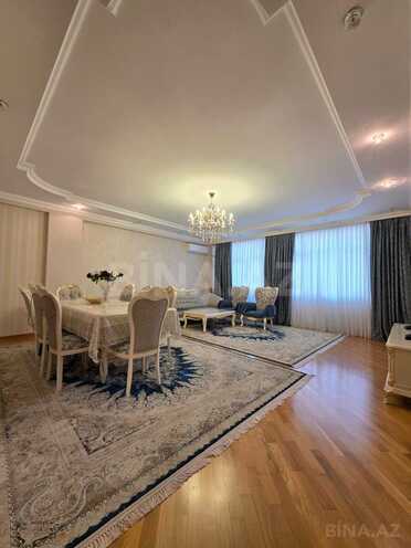 Satılır 4 otaqlı yeni tikili 130 m², İnşaatçılar m., photo 1 from 14