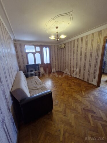 Сдаётся 3-комн. вторичка 70 м², м. Нариман Нариманов, photo 1 from 13