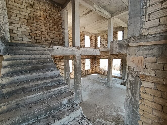 Продаётся 8-комн. дом/дача 700 м², пос. Новханы, photo 8 from 27