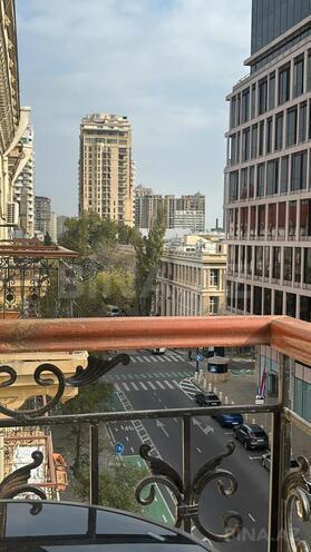 Satılır 2 otaqlı köhnə tikili 60 m², 28 May m., photo 20 from 21