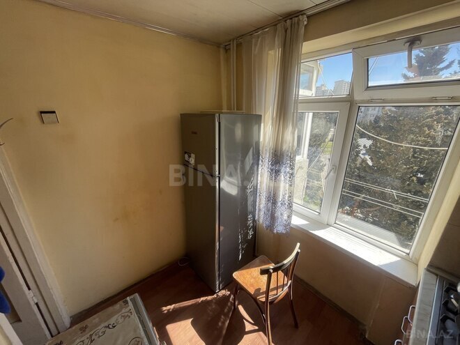 Продаётся 1-комн. вторичка 40 м², м. Кара Караев, photo 9 from 13