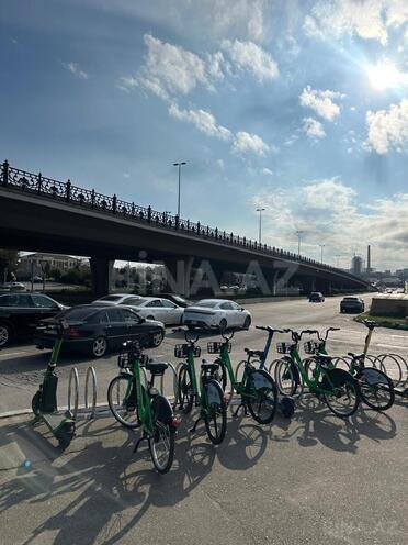 Satılır 2 otaqlı köhnə tikili 66 m², Azadlıq Prospekti m., photo 1 from 18