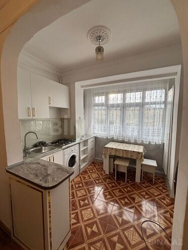 İcarəyə verilir 2 otaqlı köhnə tikili 55 m², Günəşli q., photo 7 from 10