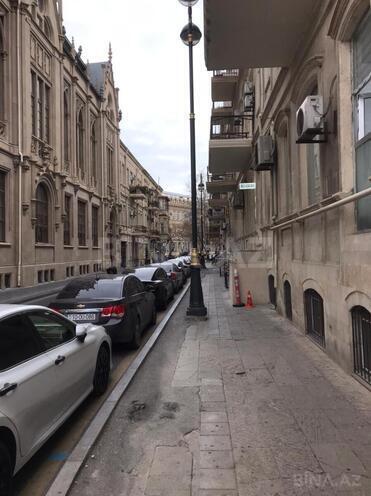 Satılır 2 otaqlı köhnə tikili 75 m², İçəri Şəhər m., photo 3 from 14