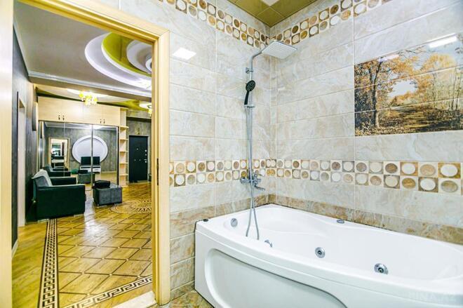 Сдаётся 2-комн. новостройка 90 м², м. Низами, photo 3 from 23