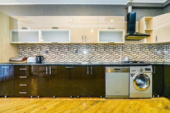 Сдаётся 2-комн. новостройка 90 м², м. Низами, photo 6 from 23