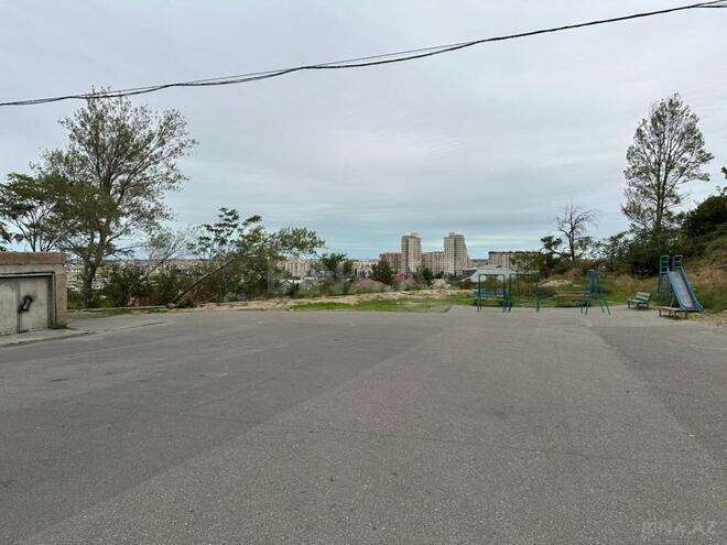 Продаётся 4-комн. вторичка 110 м², м. Нефтчиляр, photo 17 from 18