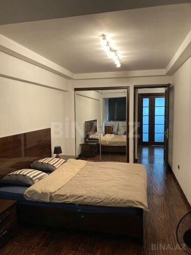 Satılır 3 otaqlı köhnə tikili 122 m², 28 May m., photo 13 from 21