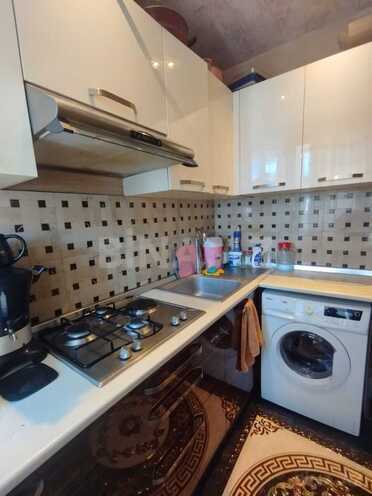 Satılır 3 otaqlı köhnə tikili 75 m², Yasamal r., photo 12 from 17