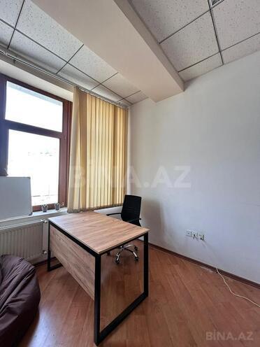 Сдаётся 1-комн. офис 6 м², м. Сахил, photo 1 from 9