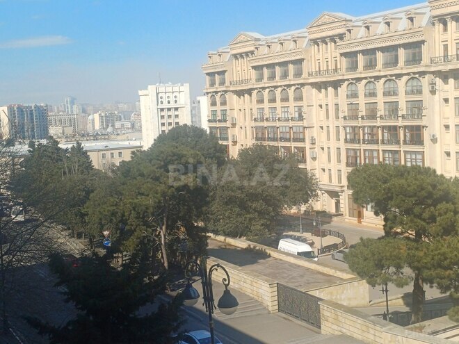 İcarəyə verilir 2 otaqlı köhnə tikili 42 m², İçəri Şəhər m., photo 3 from 9