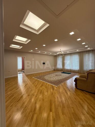 Продаётся 7-комн. дом/дача 550 м², photo 4 from 23