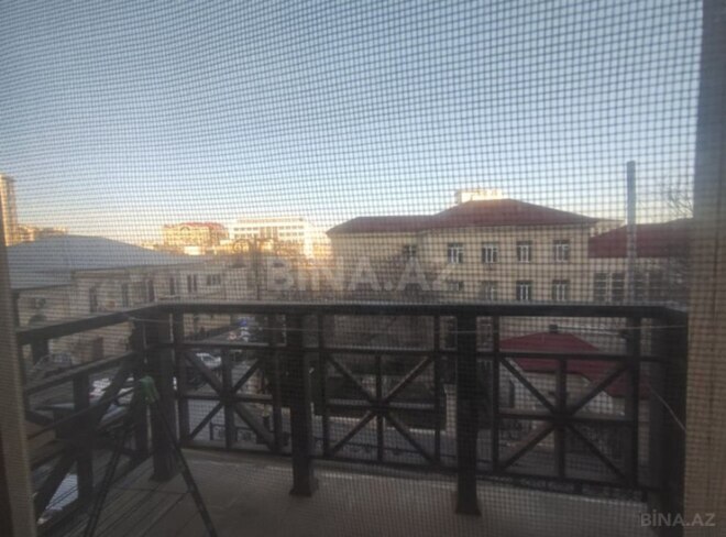 Satılır 2 otaqlı köhnə tikili 75 m², İçəri Şəhər m., photo 13 from 14