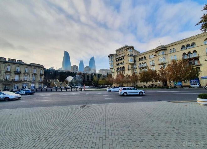 Satılır 2 otaqlı köhnə tikili 64 m², Sahil m., photo 5 from 23