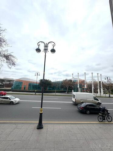 Satılır 2 otaqlı köhnə tikili 64 m², Sahil m., photo 18 from 23