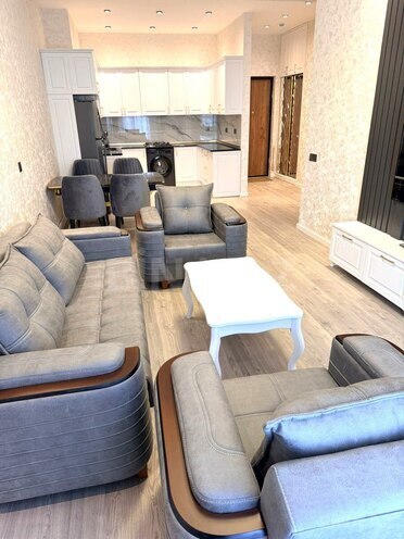 Сдаётся 2-комн. новостройка 66 м², Насиминский  р., photo 4 from 10