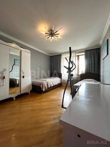 Продаётся 3-комн. вторичка 75 м², м. Нариман Нариманов, photo 3 from 11