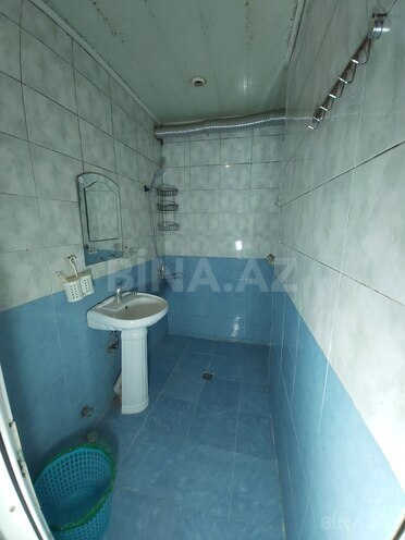 Satılır 3 otaqlı köhnə tikili 75 m², Qara Qarayev m., photo 12 from 18