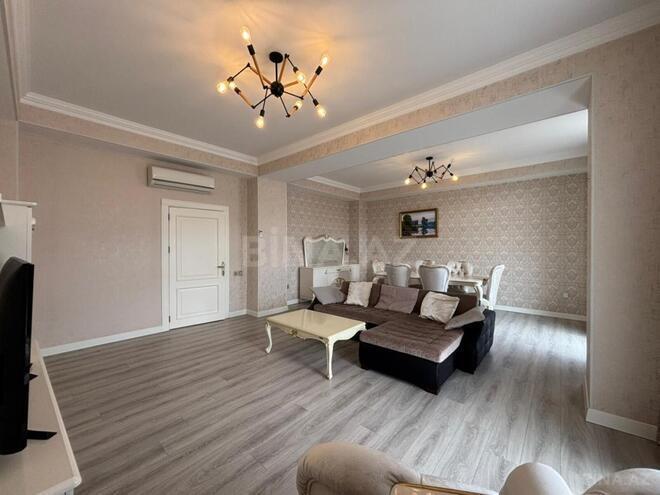 İcarəyə verilir 5 otaqlı yeni tikili 220 m², Ağ şəhər q., photo 5 from 31