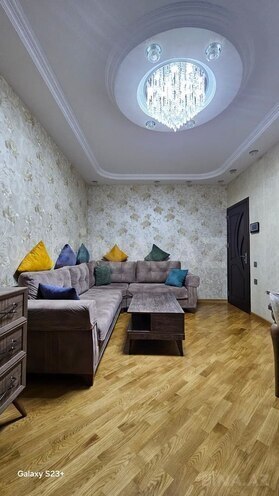 Продаётся 3-комн. вторичка 90 м², м. Ази Асланов, photo 3 from 22