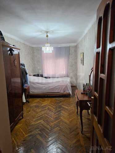 Satılır 3 otaqlı köhnə tikili 75 m², Elmlər Akademiyası m., photo 3 from 13