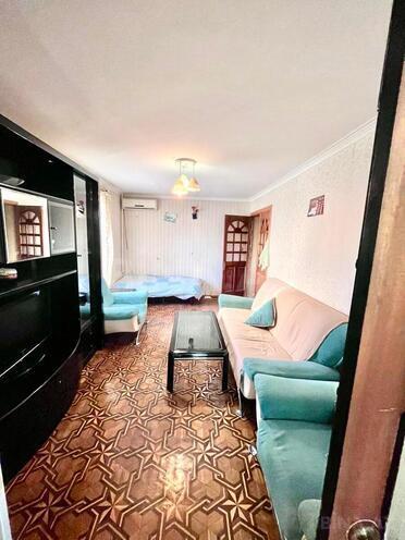 Satılır 2 otaqlı köhnə tikili 55 m², Gənclik m., photo 4 from 11