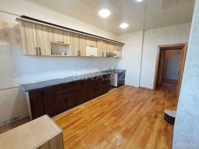 Сдаётся 2-комн. новостройка 80 м², м. Нефтчиляр, photo 1 from 9