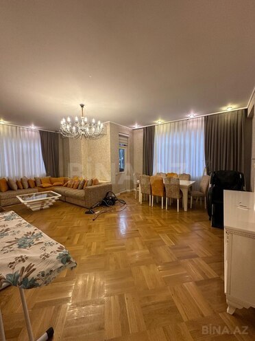 Продаётся 3-комн. новостройка 131 м², м. Элмляр Академиясы, photo 1 from 14