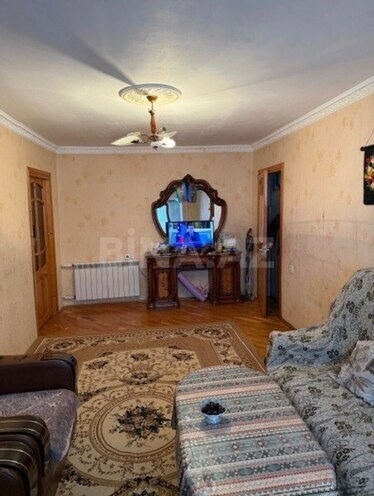 Satılır 2 otaqlı köhnə tikili 50 m², Qara Qarayev m., photo 3 from 8