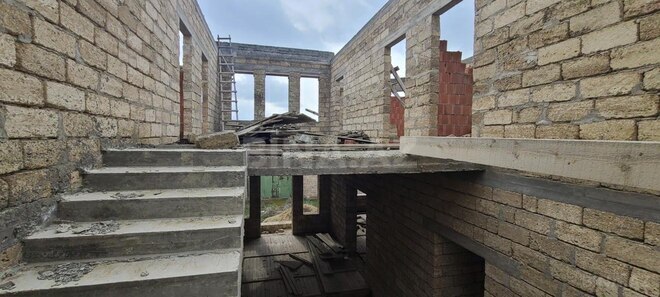 Satılır 7 otaqlı həyət evi/bağ evi 320 m², Zirə q., photo 4 from 11