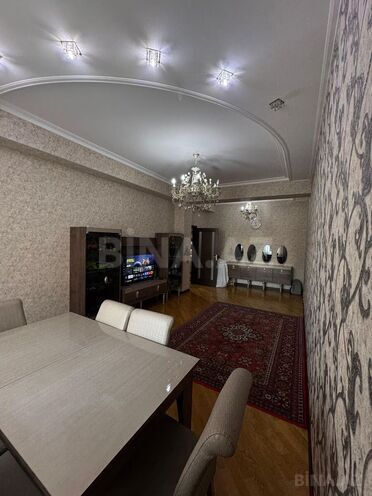 Продаётся 2-комн. новостройка 70 м², м. Ази Асланов, photo 4 from 14