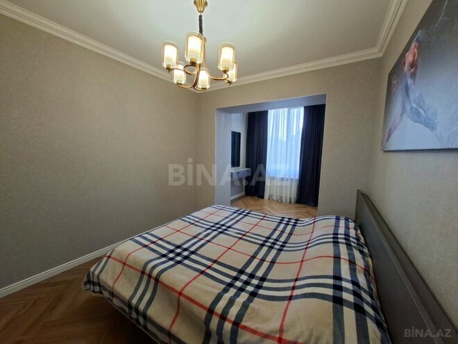 Продаётся 3-комн. вторичка 70 м², м. Элмляр Академиясы, photo 8 from 17