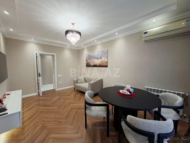 Продаётся 3-комн. вторичка 70 м², м. Элмляр Академиясы, photo 6 from 17